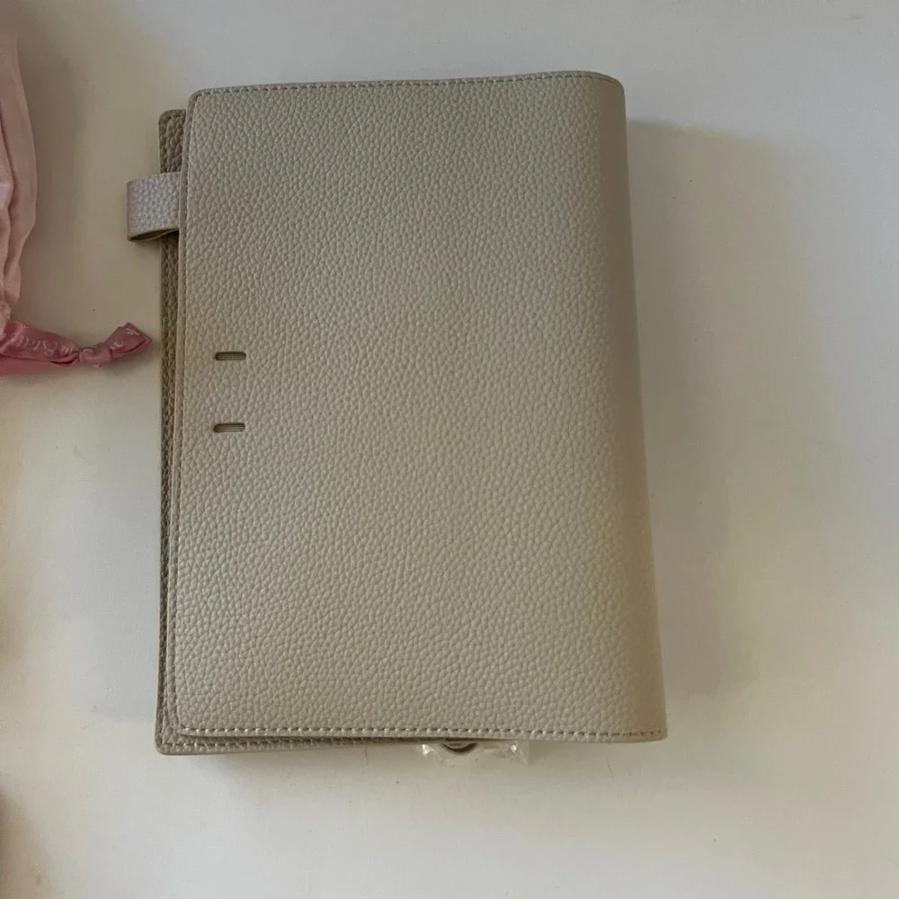 Aura Estelle A5L Skin Planner Cover Beige NIP w strap #1